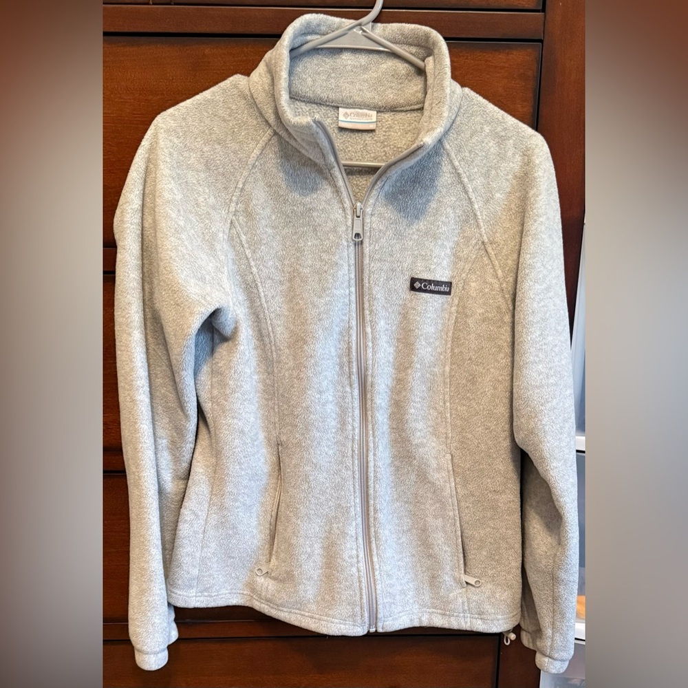Columbia Women’s Gray Fleece Jacket